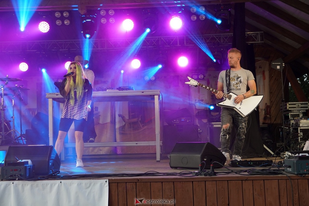 Gromee na zakończenie Święta Folkloru Kurpiowskiego w Zawadach [14.07.2024] - zdjęcie #13 - eOstroleka.pl