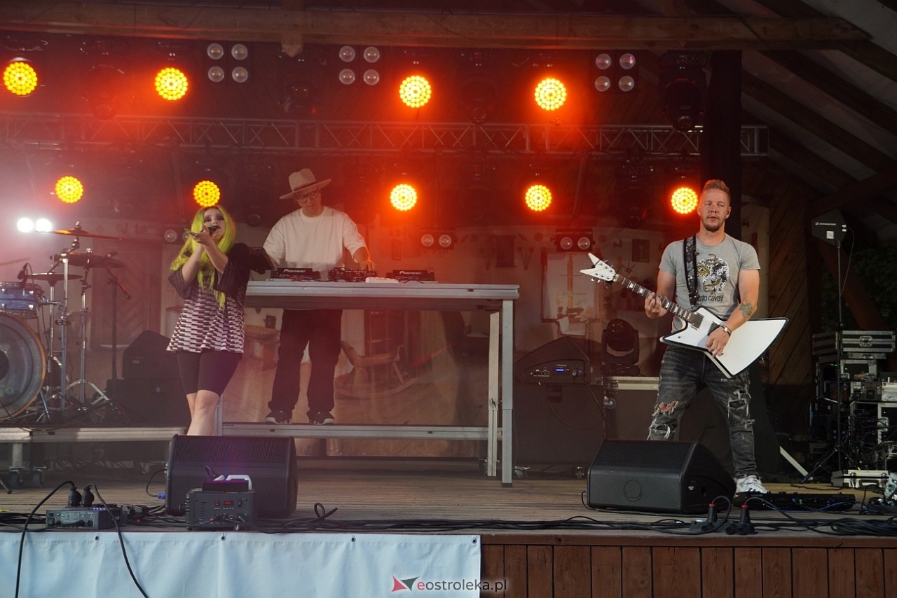 Gromee na zakończenie Święta Folkloru Kurpiowskiego w Zawadach [14.07.2024] - zdjęcie #7 - eOstroleka.pl