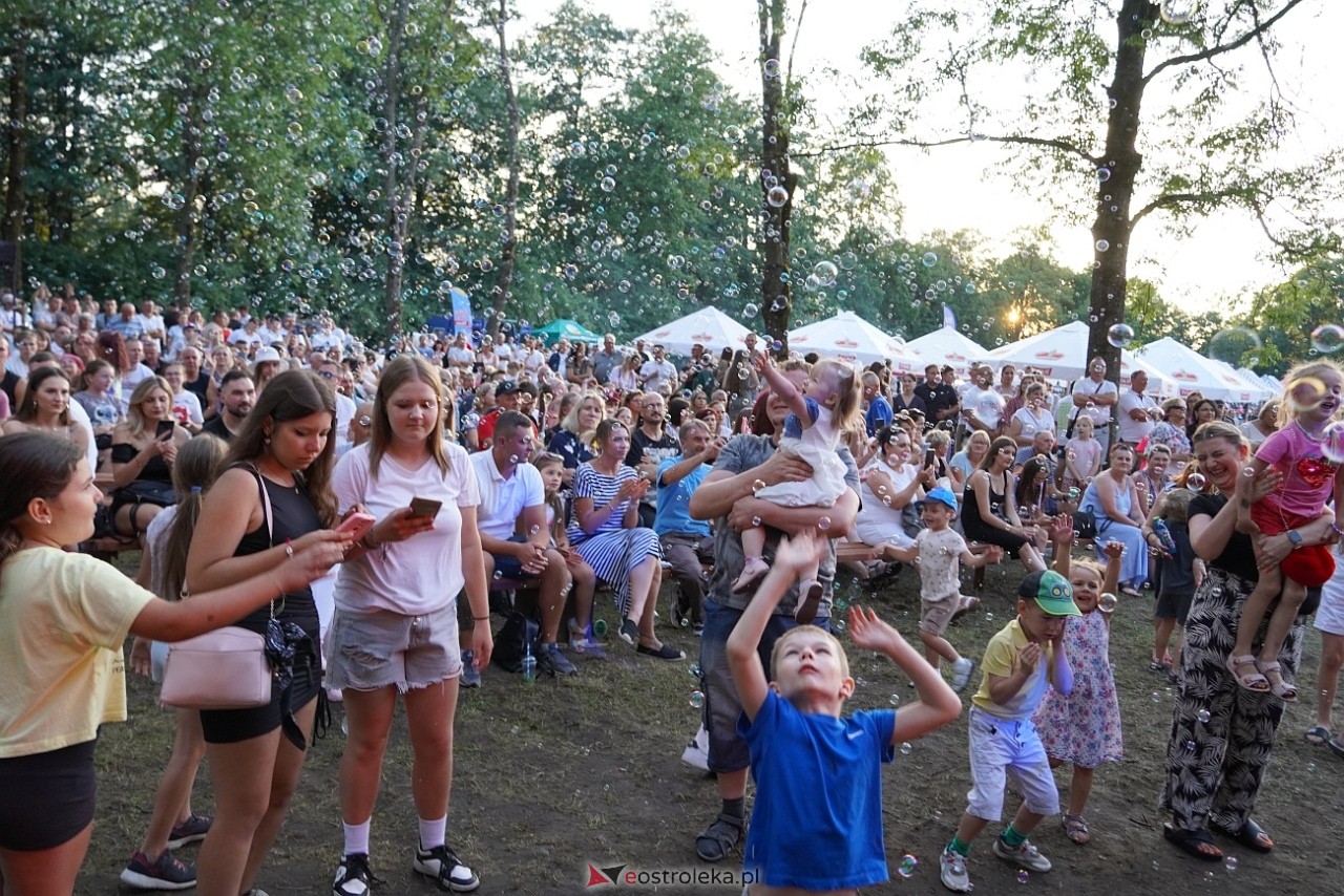 Gromee na zakończenie Święta Folkloru Kurpiowskiego w Zawadach [14.07.2024] - zdjęcie #3 - eOstroleka.pl