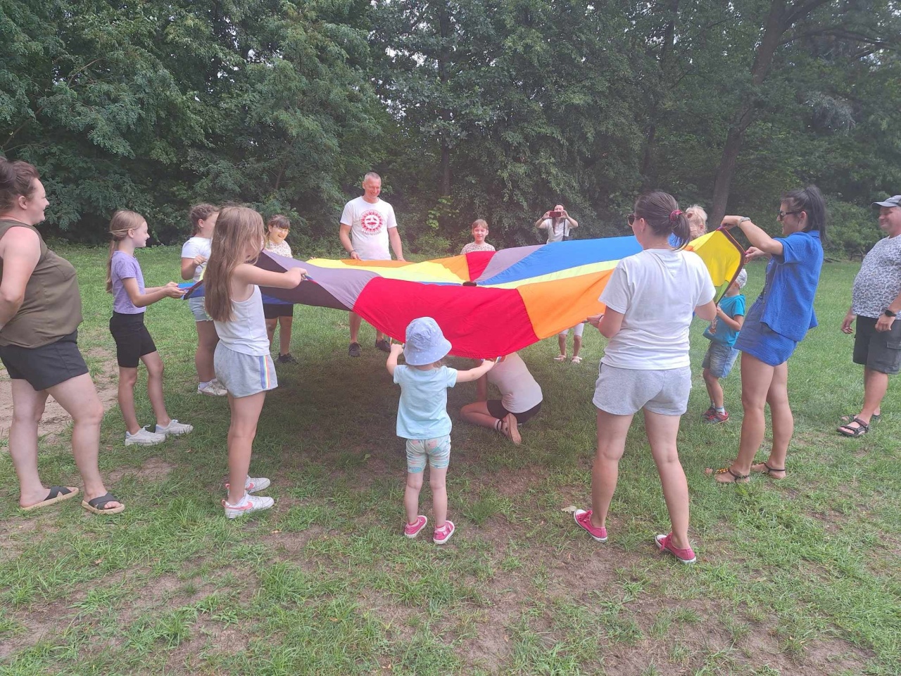 Profilaktyczny rajd rowerowy dla zdrowia z KGW „Łazowianki” [13.07.2024] - zdjęcie #6 - eOstroleka.pl