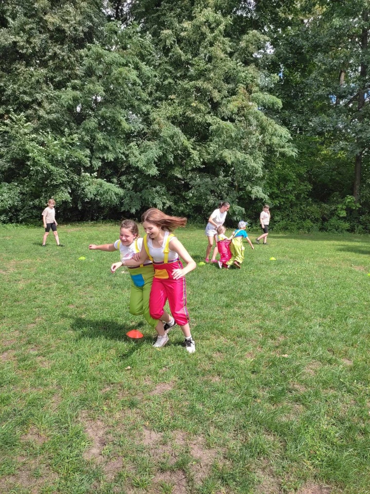 Profilaktyczny rajd rowerowy dla zdrowia z KGW „Łazowianki” [13.07.2024] - zdjęcie #9 - eOstroleka.pl