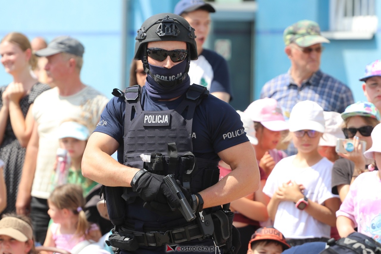 Święto Policji 2024 w Ostrołęce - piknik rodzinny [15.07.2024] - zdjęcie #13 - eOstroleka.pl