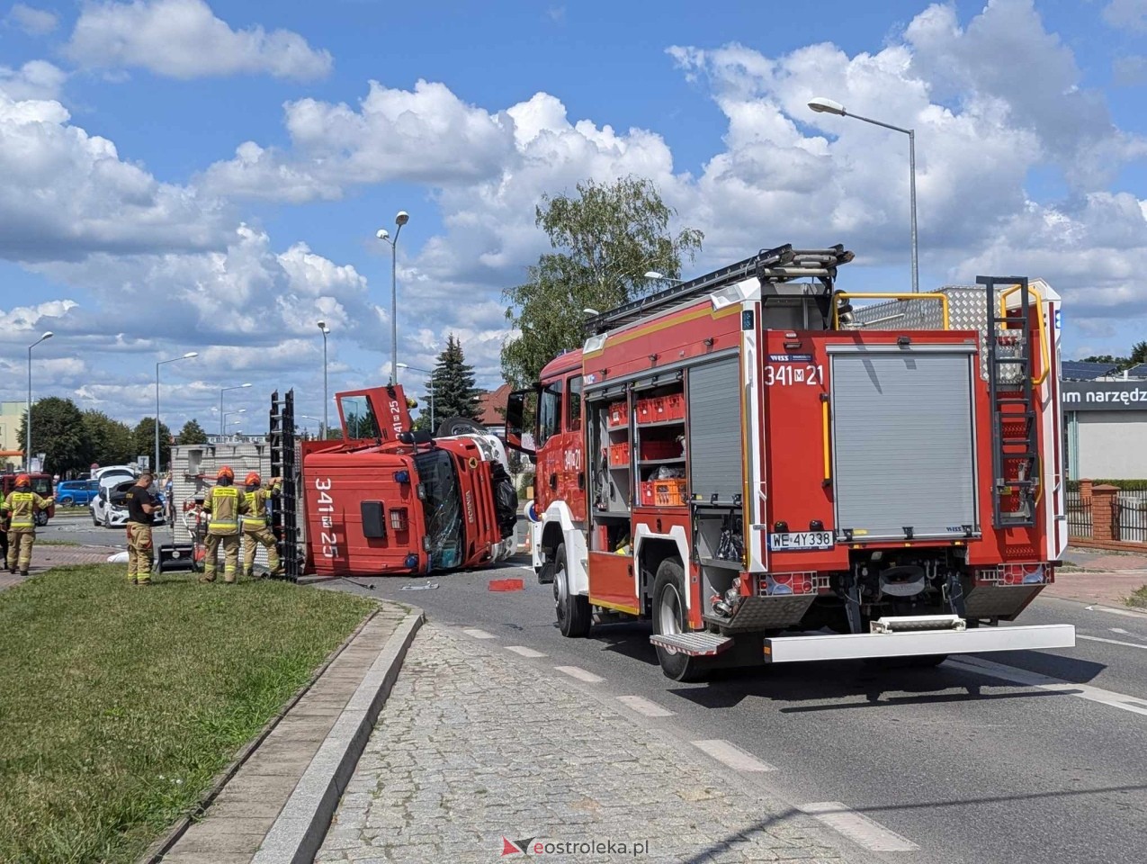 Wypadek z udziałem wozu strażackiego [18.07.2024] - zdjęcie #9 - eOstroleka.pl