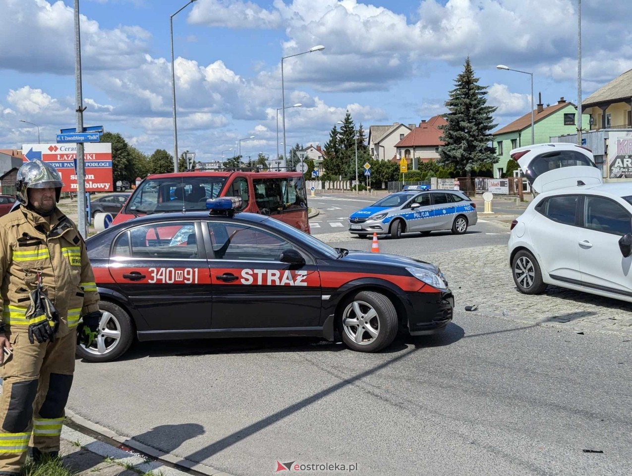 Wypadek z udziałem wozu strażackiego [18.07.2024] - zdjęcie #5 - eOstroleka.pl