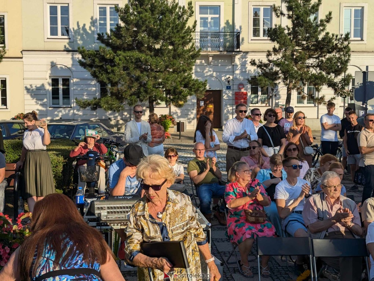 Art Czwartek - Agata Mieszała [18.07.2024] - zdjęcie #11 - eOstroleka.pl
