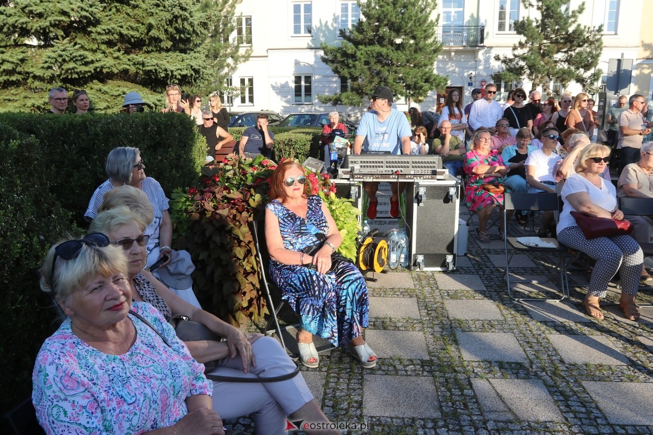 Art Czwartek - Agata Mieszała [18.07.2024] - zdjęcie #33 - eOstroleka.pl