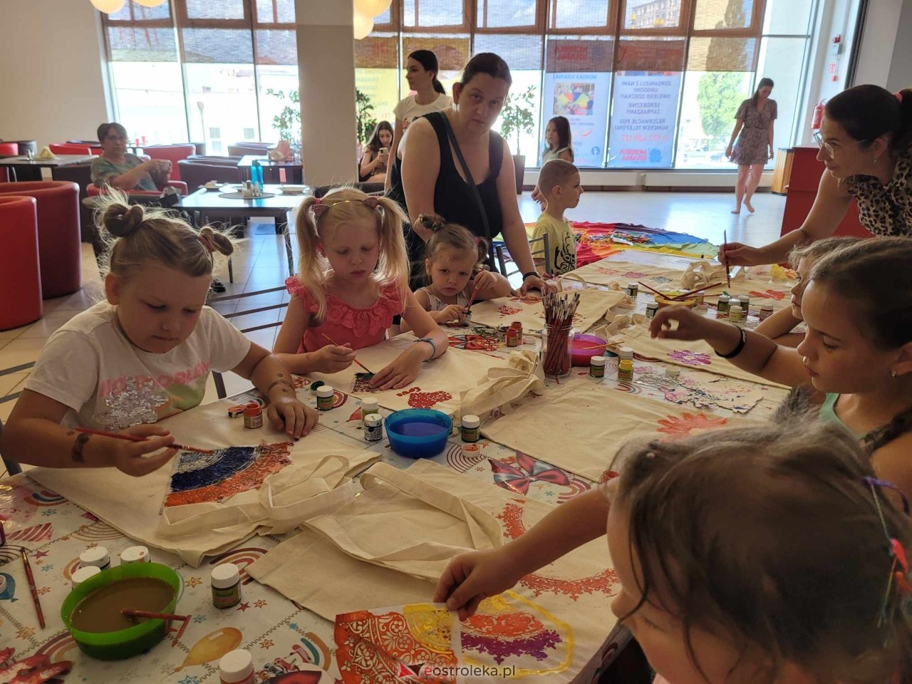 Kreatywne Lato w Mieście - cykl warsztatów dla dzieci - zdjęcie #30 - eOstroleka.pl