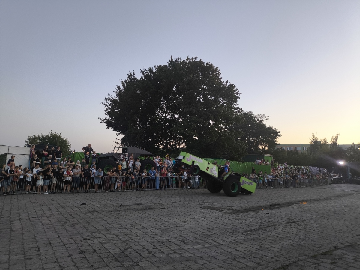 Moto Monster Show w Ostrołęce [19.07.2024] - zdjęcie #1 - eOstroleka.pl