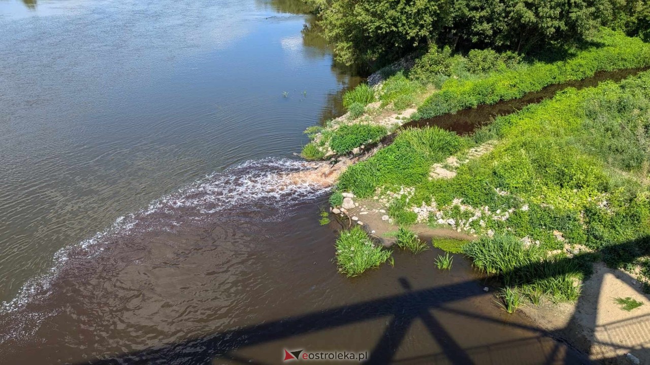 Awaria w Stora Enso i wyciek barwnika do Narwi w Ostrołęce [20.07.2024] - zdjęcie #11 - eOstroleka.pl