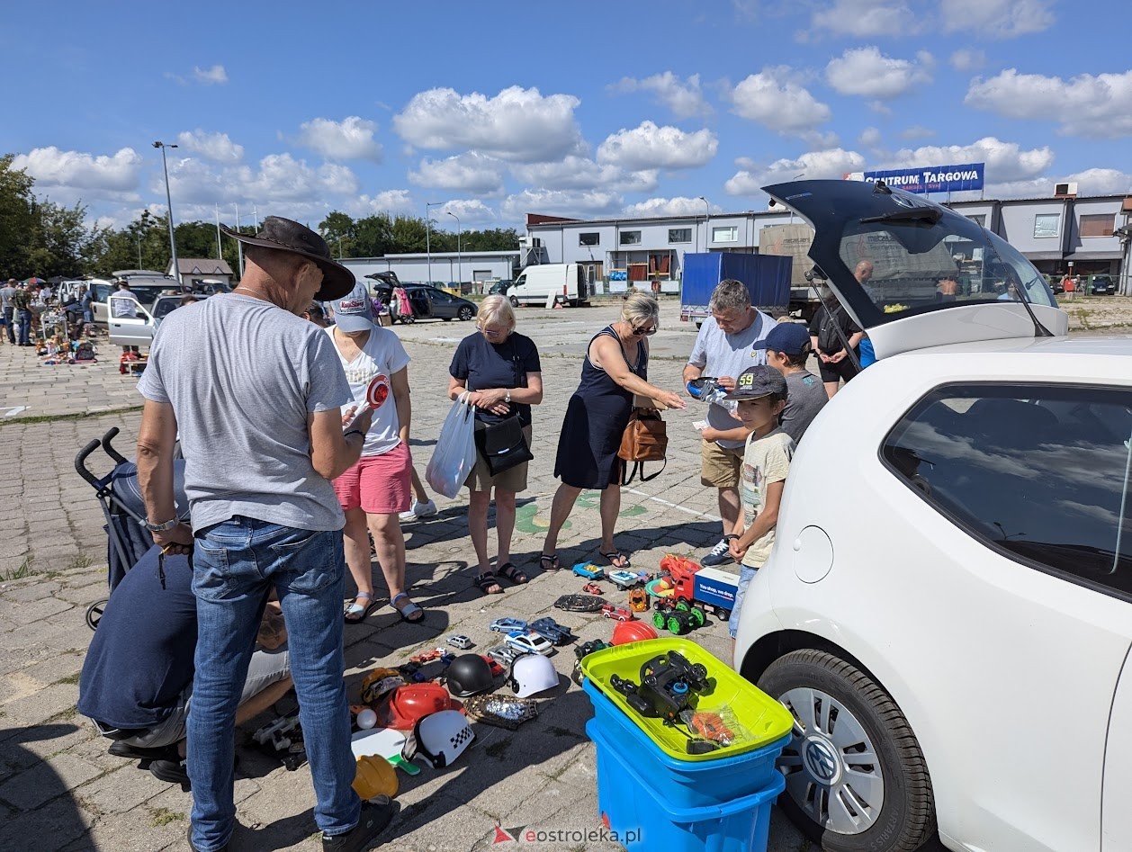 Pchli targ w Ostrołęce [20.07.2024] - zdjęcie #115 - eOstroleka.pl