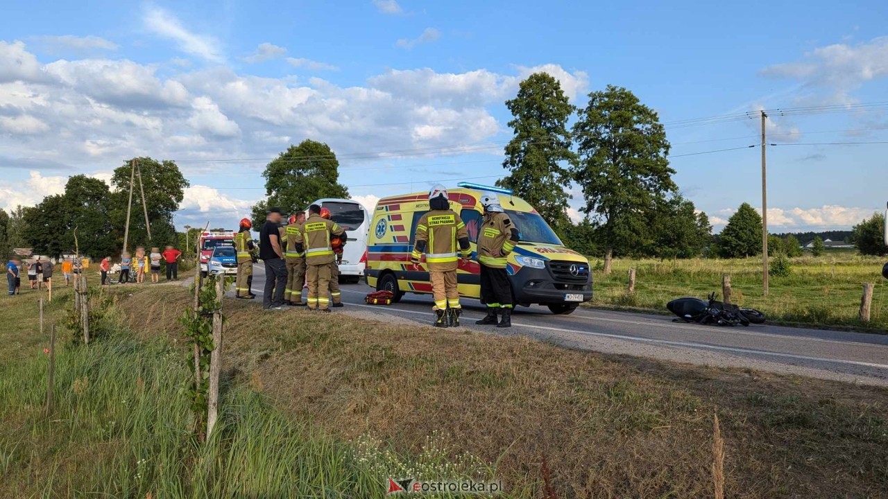 Wypadek w Czarnotrzewiu [26.07.2024] - zdjęcie #2 - eOstroleka.pl