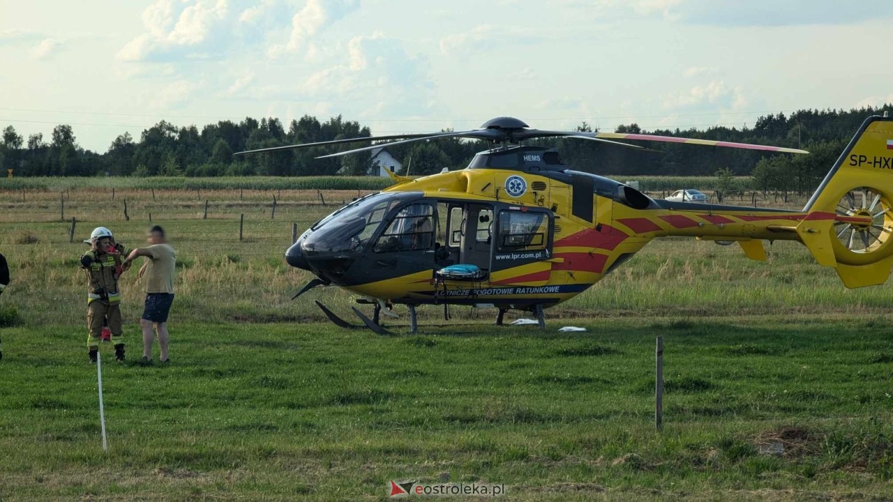 Wypadek w Czarnotrzewiu [26.07.2024] - zdjęcie #9 - eOstroleka.pl