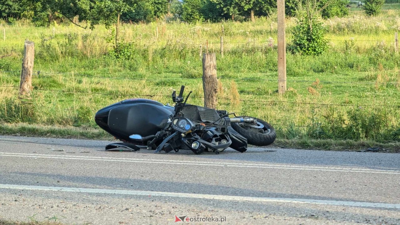 Wypadek w Czarnotrzewiu [26.07.2024] - zdjęcie #17 - eOstroleka.pl