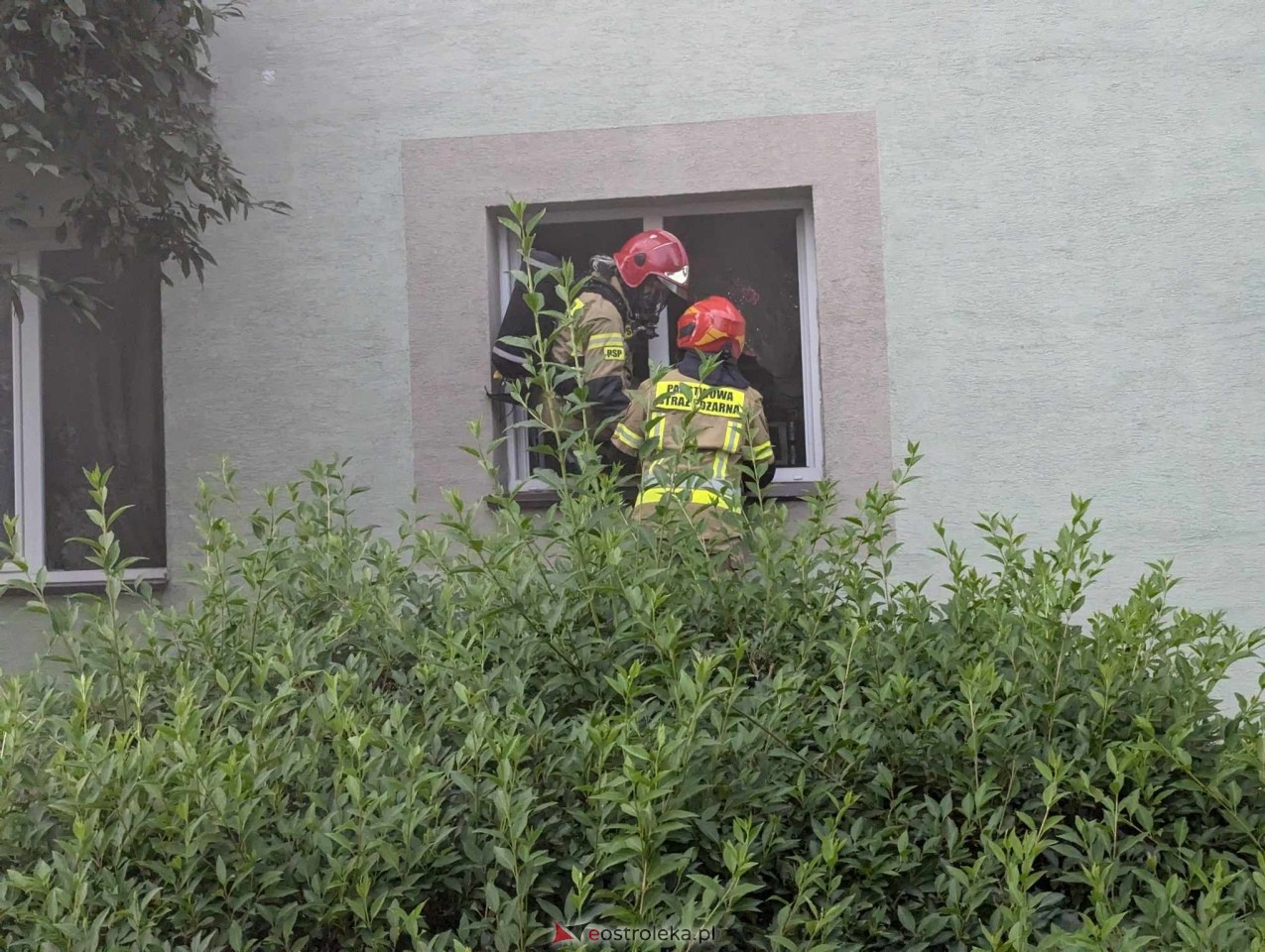 Interwencja strażaków przy Chętnika [26.07.2024] - zdjęcie #2 - eOstroleka.pl