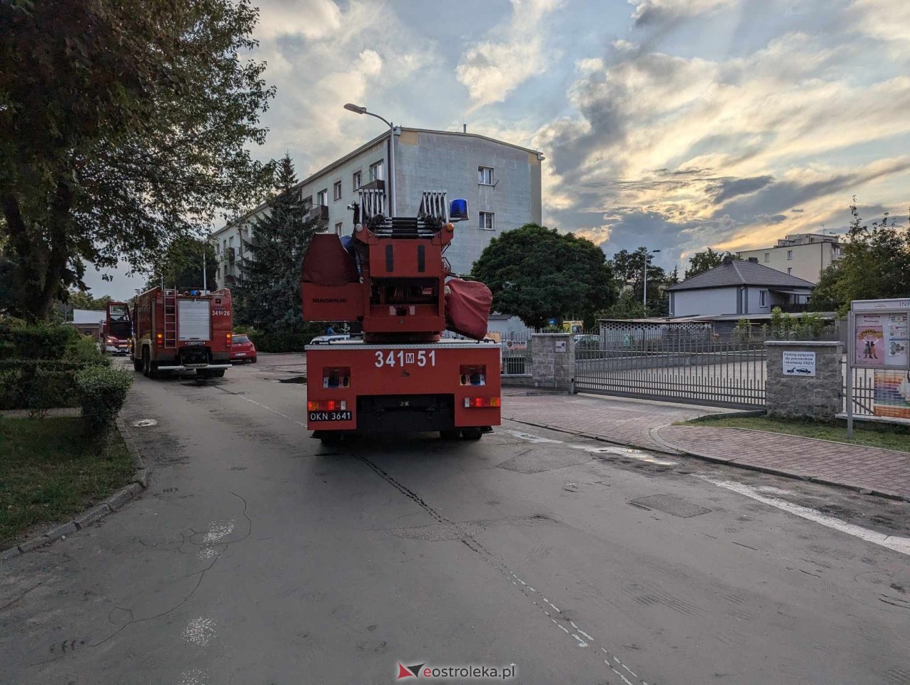 Interwencja strażaków przy Chętnika [26.07.2024] - zdjęcie #8 - eOstroleka.pl