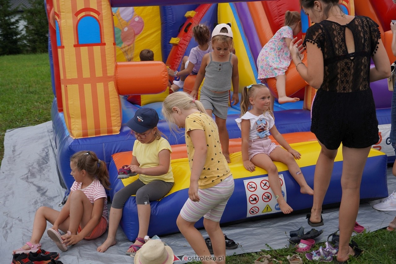 Piknik profilaktyczny z kinem plenerowym w Olszewie-Borkach [27.07.2024] - zdjęcie #41 - eOstroleka.pl