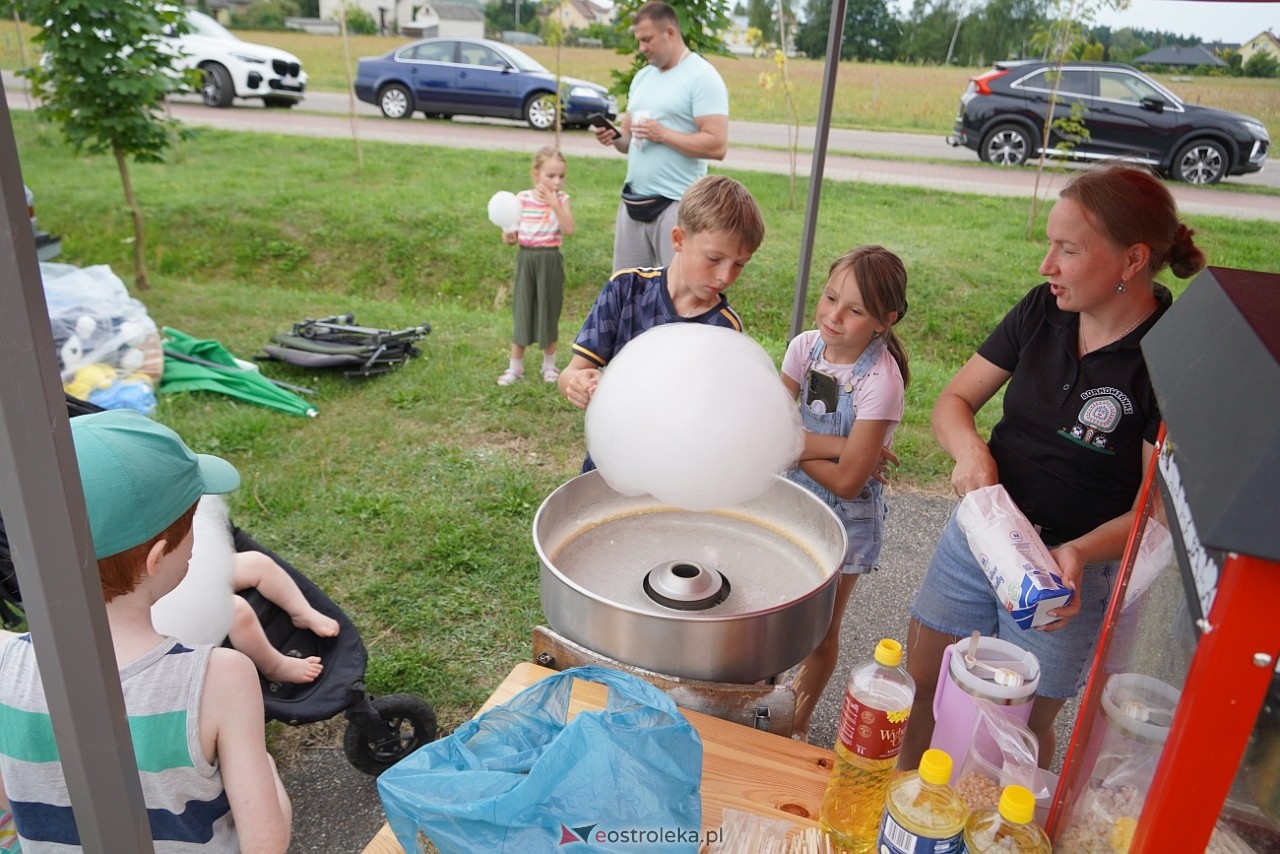Piknik profilaktyczny z kinem plenerowym w Olszewie-Borkach [27.07.2024] - zdjęcie #29 - eOstroleka.pl