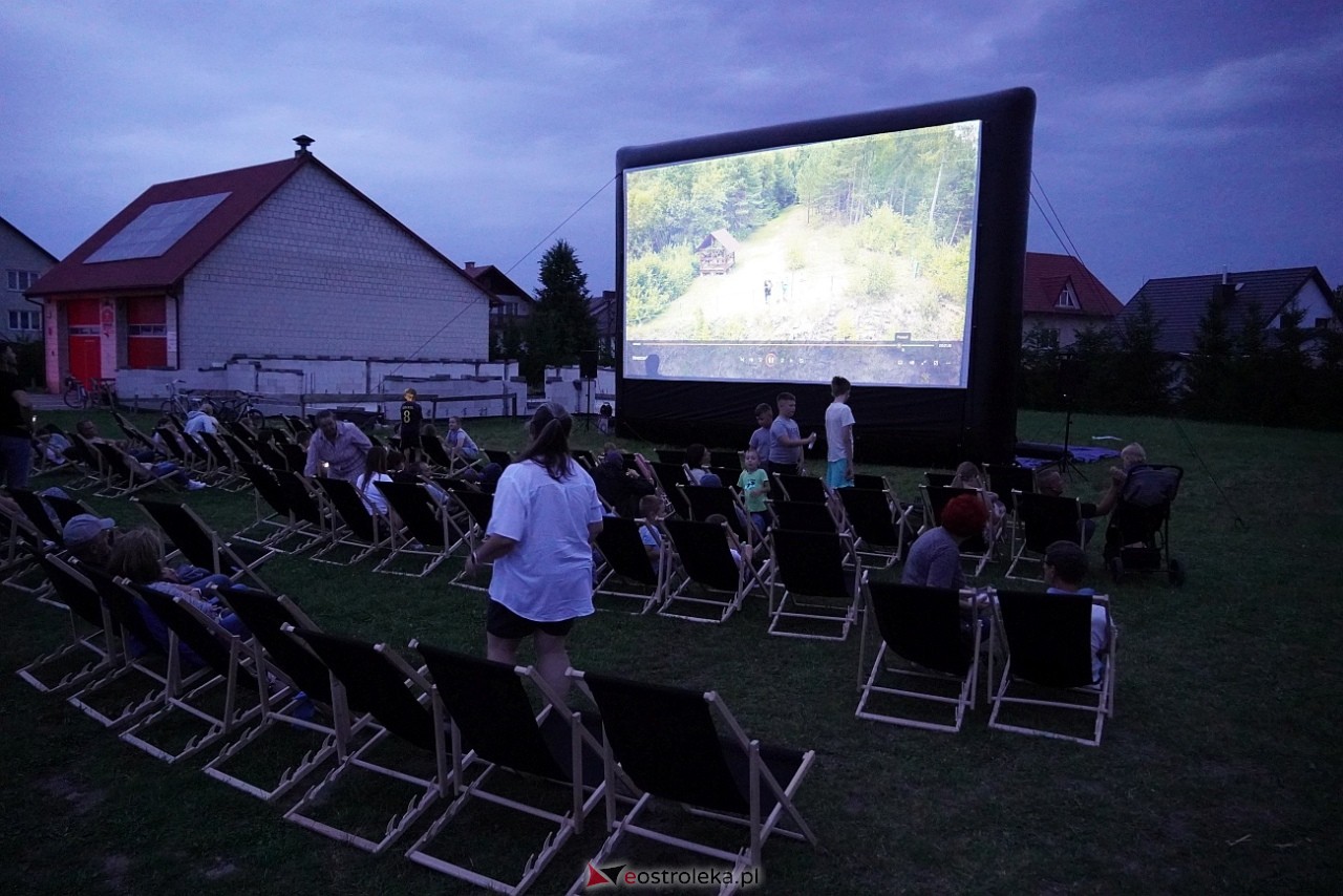 Piknik profilaktyczny z kinem plenerowym w Olszewie-Borkach [27.07.2024] - zdjęcie #8 - eOstroleka.pl