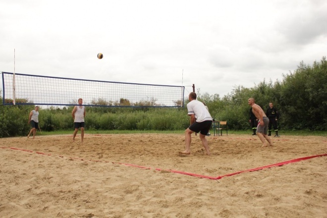 Turniej plażówki służb mundurowych (16.07.2011) - zdjęcie #25 - eOstroleka.pl