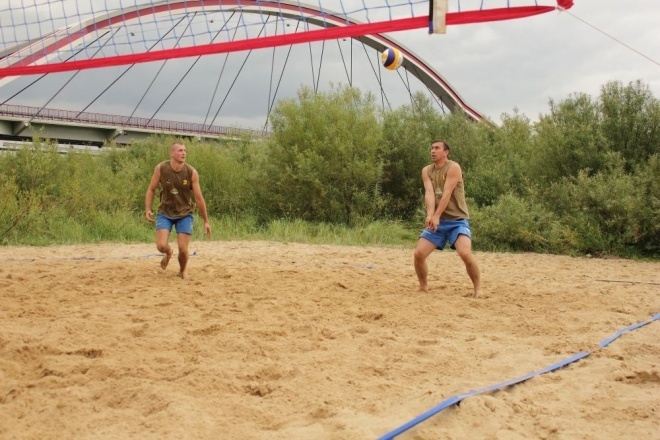 Turniej plażówki służb mundurowych (16.07.2011) - zdjęcie #13 - eOstroleka.pl