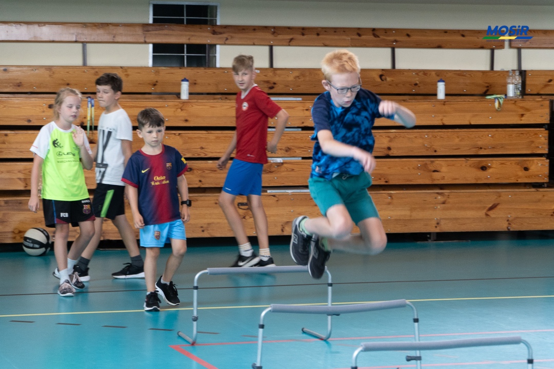 Wakacyjne zajęcia z UKS Atleta Ostrołęka - zdjęcie #32 - eOstroleka.pl