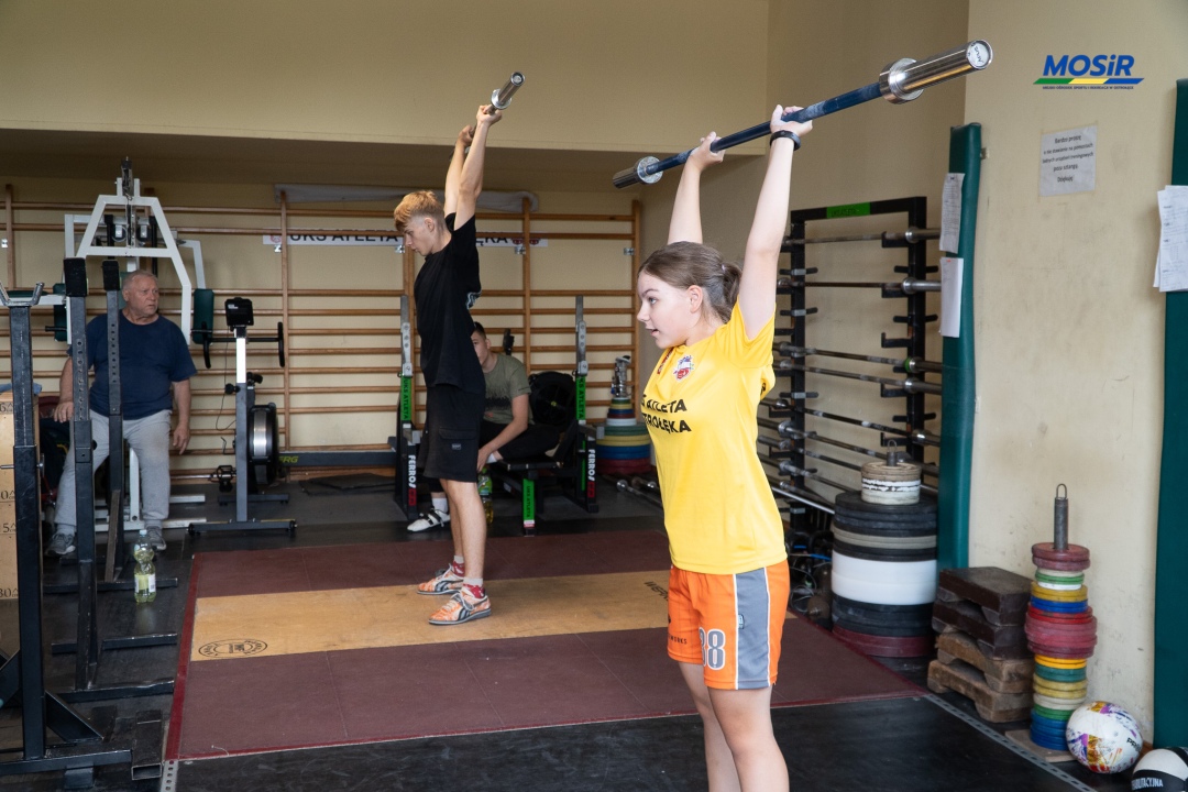 Wakacyjne zajęcia z UKS Atleta Ostrołęka - zdjęcie #11 - eOstroleka.pl