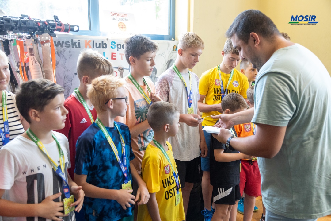 Wakacyjne zajęcia z UKS Atleta Ostrołęka - zdjęcie #6 - eOstroleka.pl