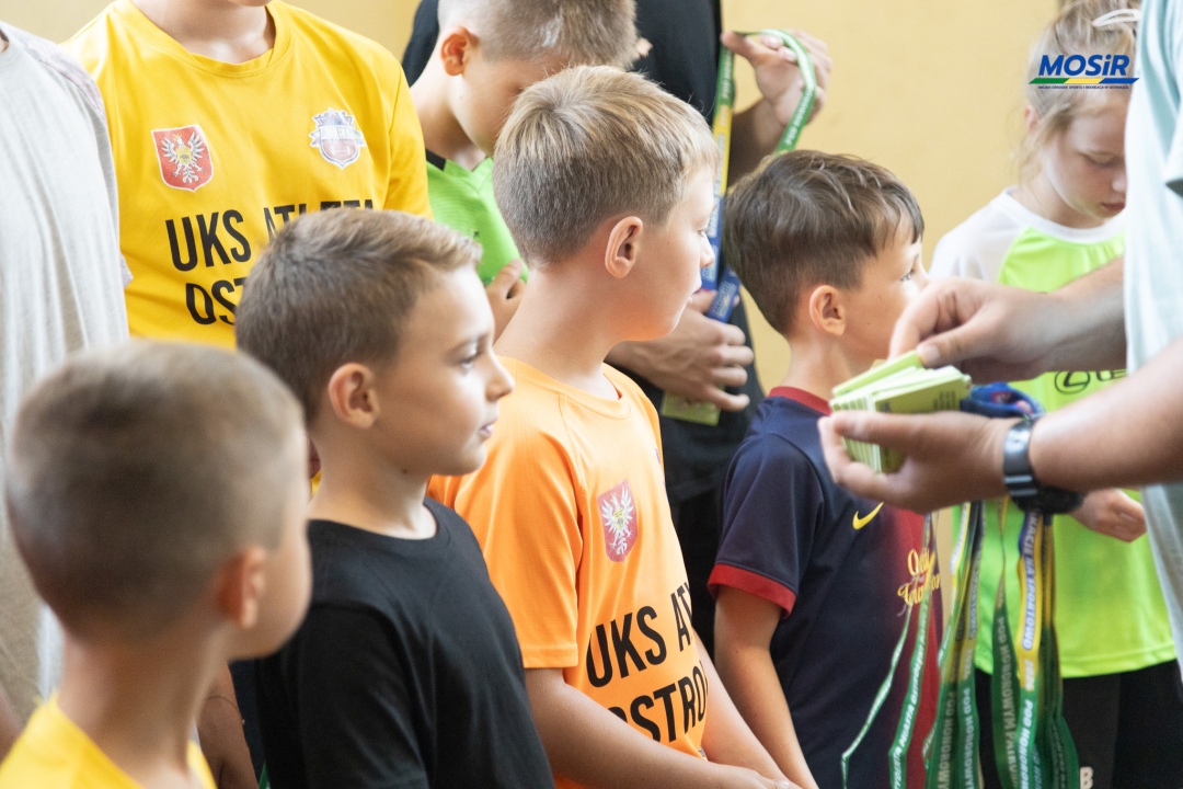 Wakacyjne zajęcia z UKS Atleta Ostrołęka - zdjęcie #2 - eOstroleka.pl