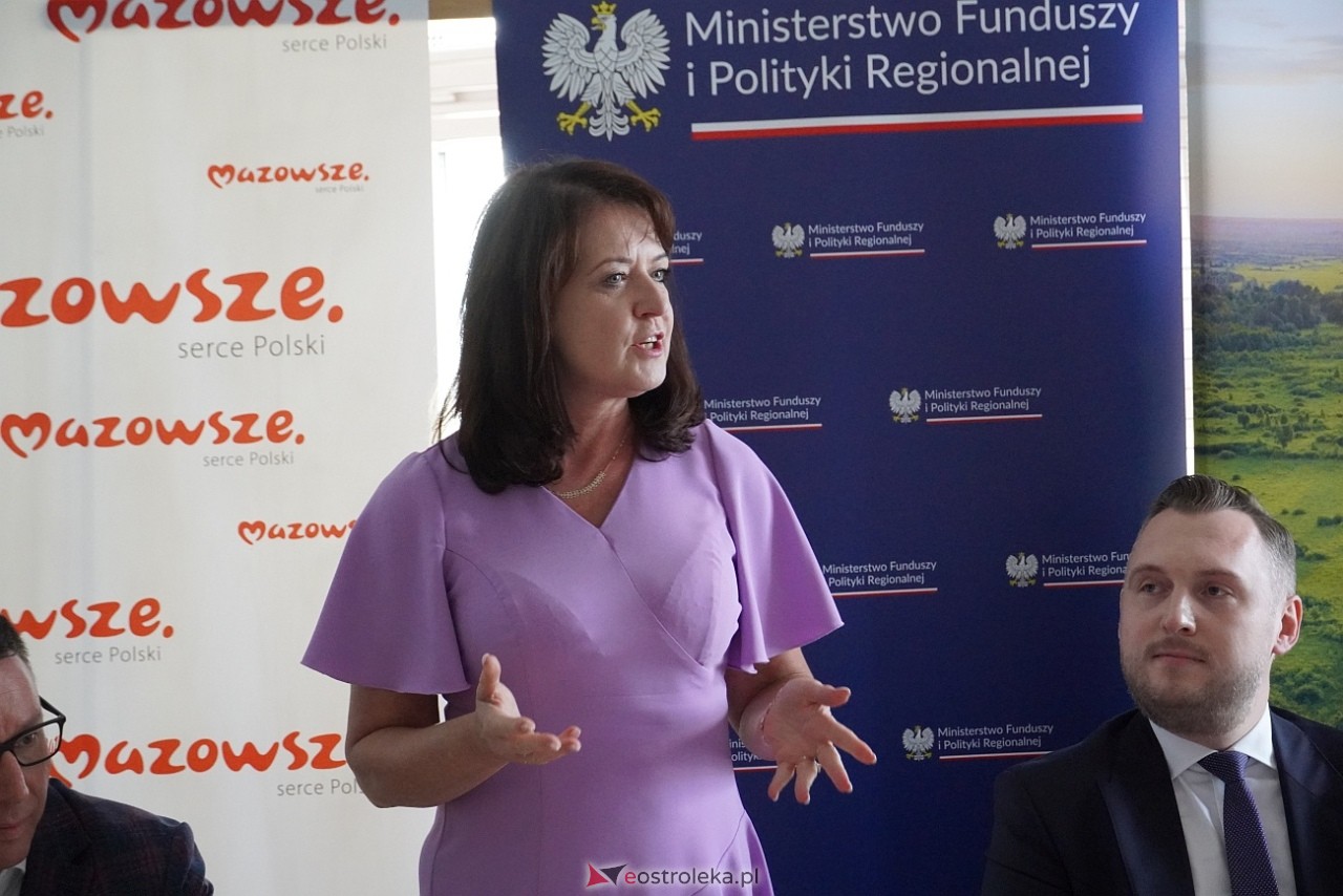 Wielka inwestycja ostrołęckiego szpitala - nowe lądowisko i windy. Podpisanie umowy [29.07.2024] - zdjęcie #34 - eOstroleka.pl