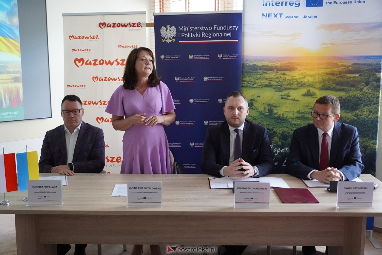 Wielka inwestycja ostrołęckiego szpitala - nowe lądowisko i windy. Podpisanie umowy [29.07.2024] - zdjęcie #31 - eOstroleka.pl