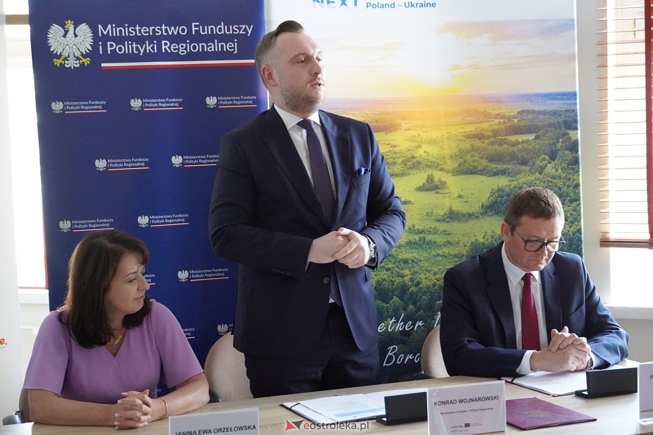 Wielka inwestycja ostrołęckiego szpitala - nowe lądowisko i windy. Podpisanie umowy [29.07.2024] - zdjęcie #23 - eOstroleka.pl