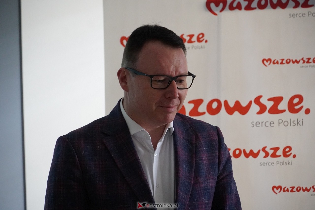 Wielka inwestycja ostrołęckiego szpitala - nowe lądowisko i windy. Podpisanie umowy [29.07.2024] - zdjęcie #15 - eOstroleka.pl