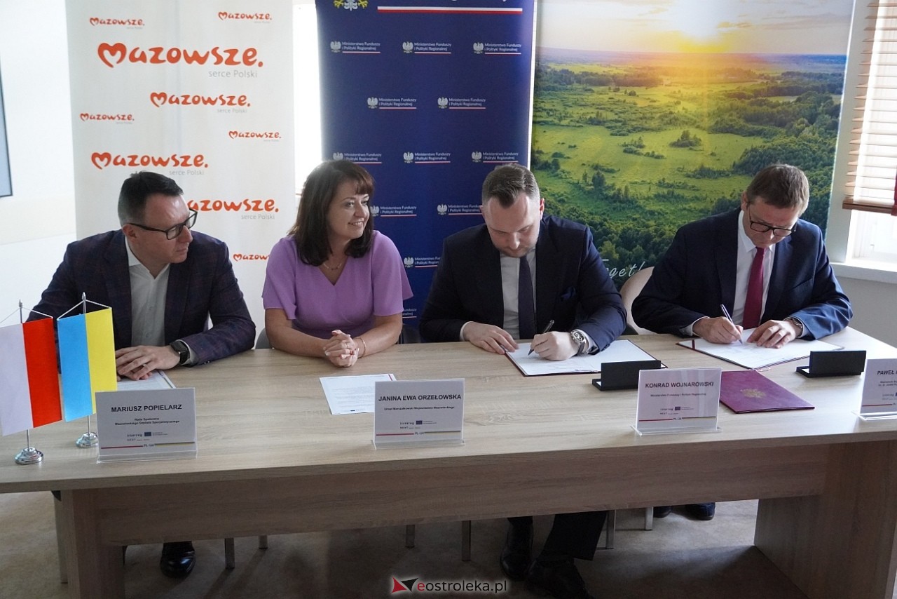 Wielka inwestycja ostrołęckiego szpitala - nowe lądowisko i windy. Podpisanie umowy [29.07.2024] - zdjęcie #13 - eOstroleka.pl