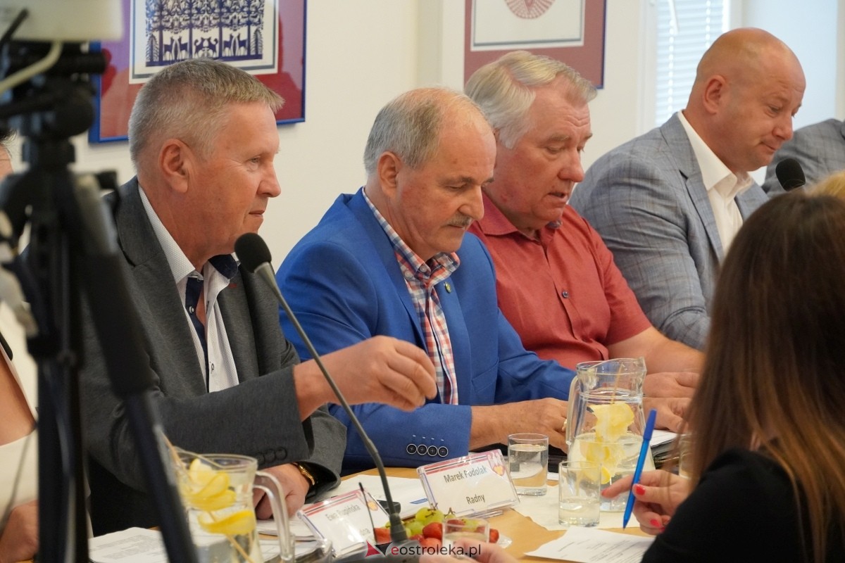 IV sesja Rady Powiatu w Ostrołęce [30.07.2024] - zdjęcie #32 - eOstroleka.pl