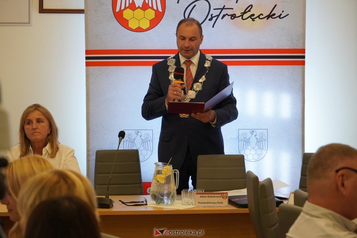 IV sesja Rady Powiatu w Ostrołęce [30.07.2024] - zdjęcie #31 - eOstroleka.pl