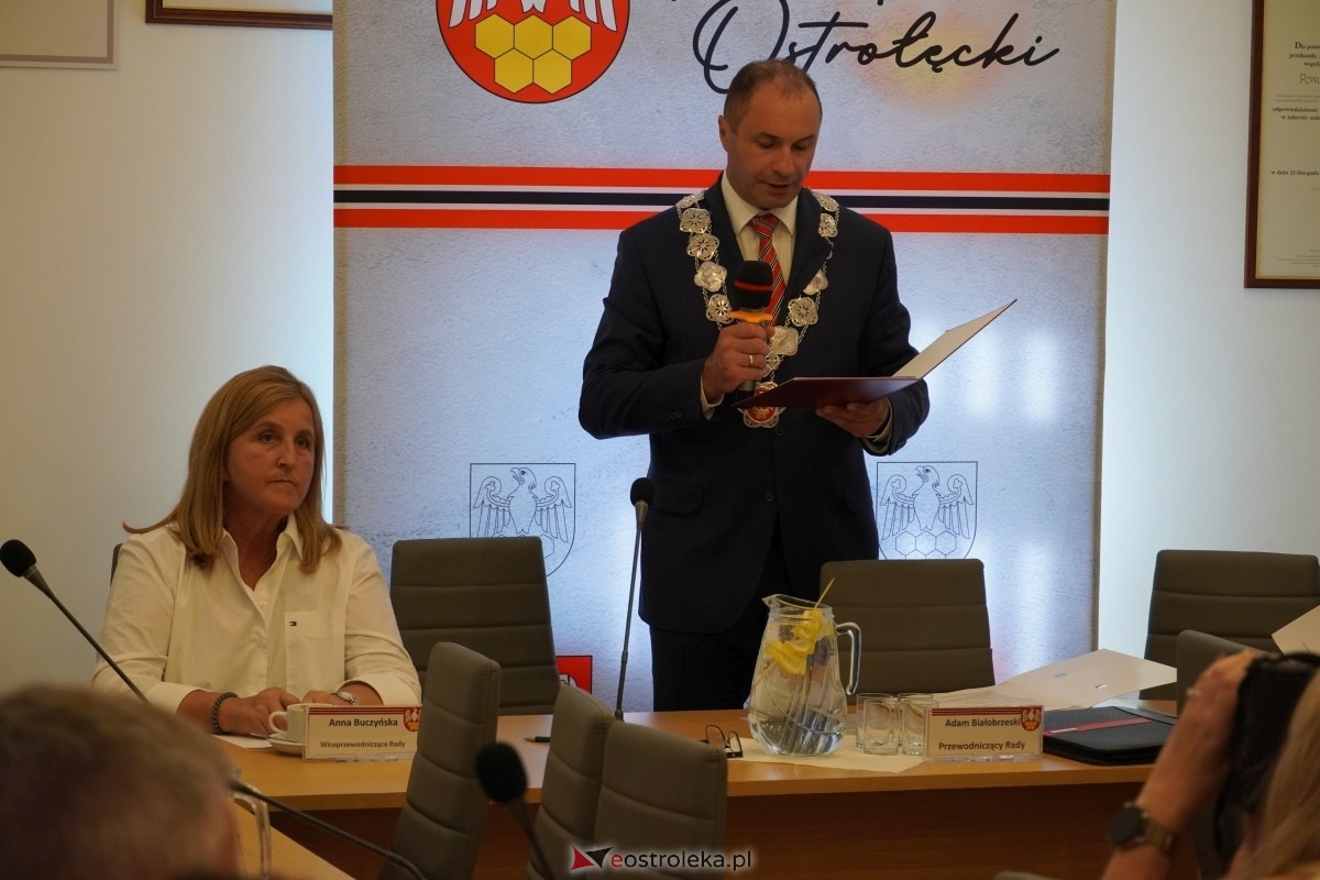 IV sesja Rady Powiatu w Ostrołęce [30.07.2024] - zdjęcie #27 - eOstroleka.pl