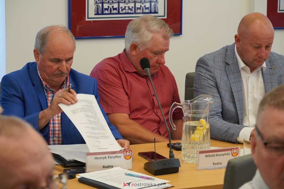 IV sesja Rady Powiatu w Ostrołęce [30.07.2024] - zdjęcie #14 - eOstroleka.pl