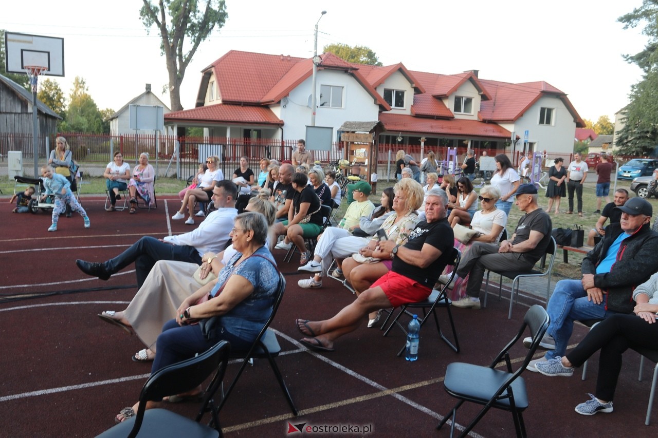 Letnie granie - koncert Rafała Godzieby w Łazach [31.07.2024] - zdjęcie #8 - eOstroleka.pl