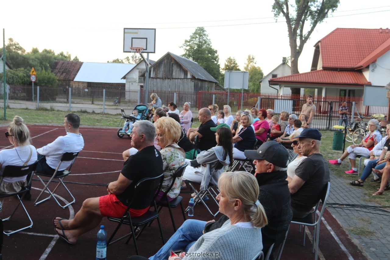Letnie granie - koncert Rafała Godzieby w Łazach [31.07.2024] - zdjęcie #5 - eOstroleka.pl