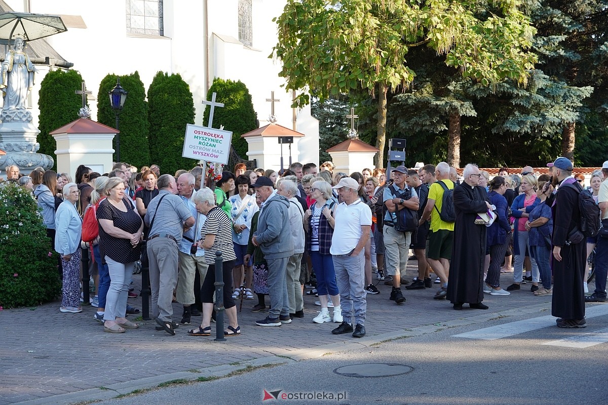40. piesza pielgrzymka z Ostrołęki na Jasną Górę [01.08.2024] - zdjęcie #146 - eOstroleka.pl