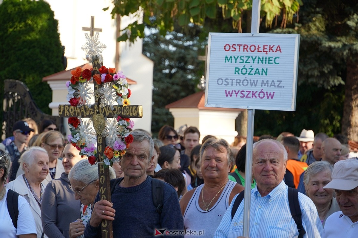 40. piesza pielgrzymka z Ostrołęki na Jasną Górę [01.08.2024] - zdjęcie #140 - eOstroleka.pl