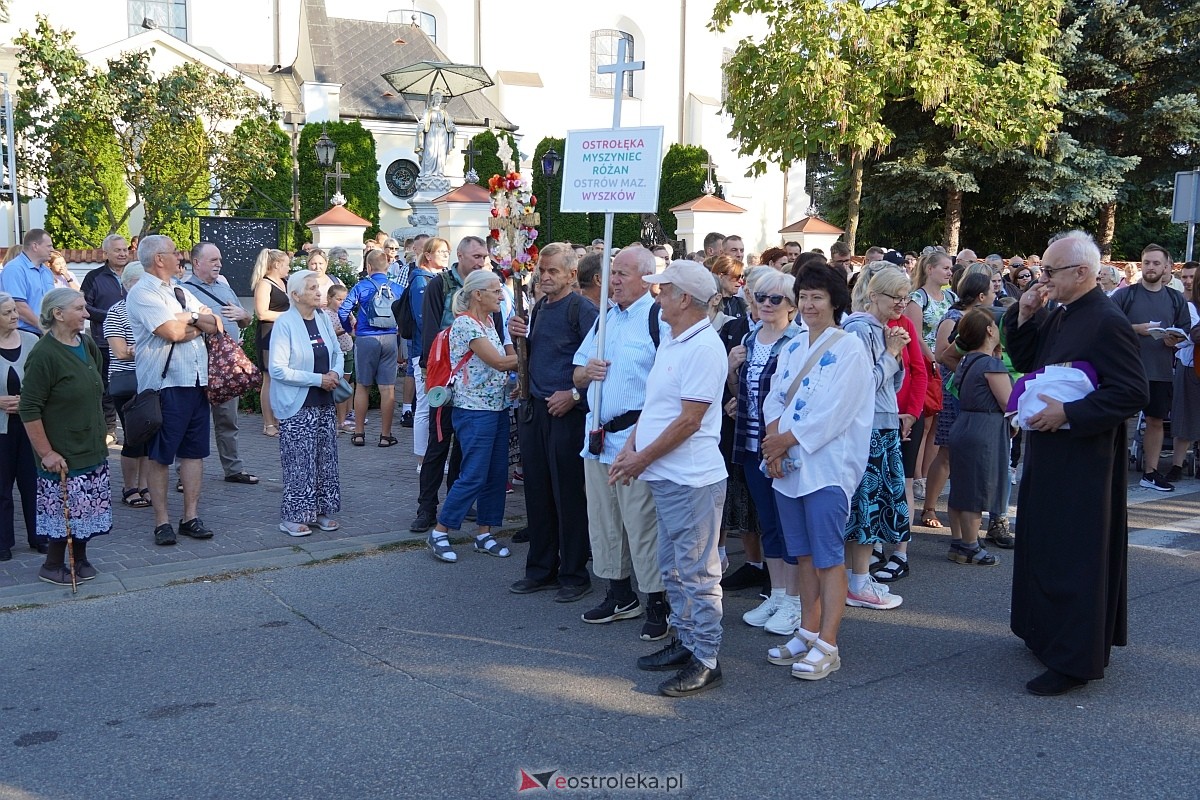 40. piesza pielgrzymka z Ostrołęki na Jasną Górę [01.08.2024] - zdjęcie #139 - eOstroleka.pl