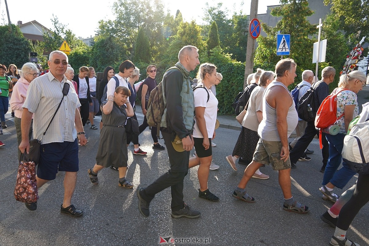 40. piesza pielgrzymka z Ostrołęki na Jasną Górę [01.08.2024] - zdjęcie #133 - eOstroleka.pl