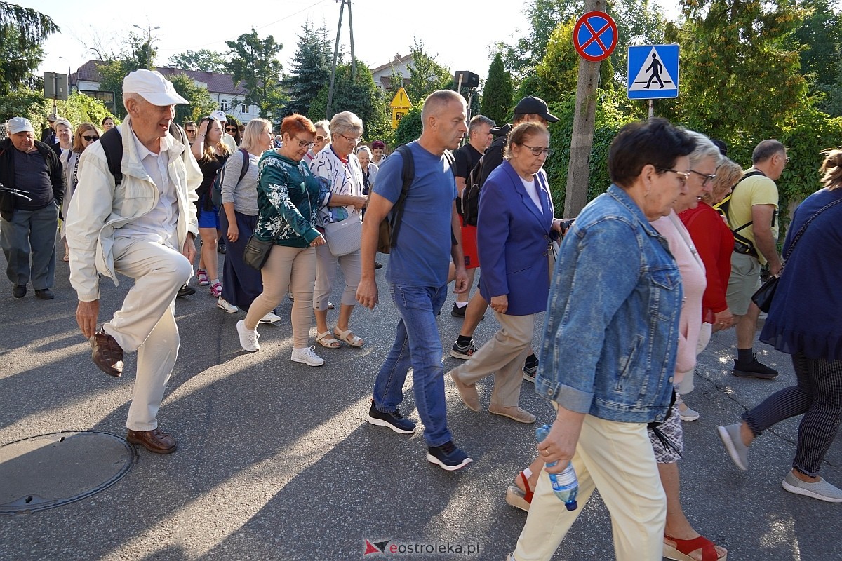 40. piesza pielgrzymka z Ostrołęki na Jasną Górę [01.08.2024] - zdjęcie #94 - eOstroleka.pl