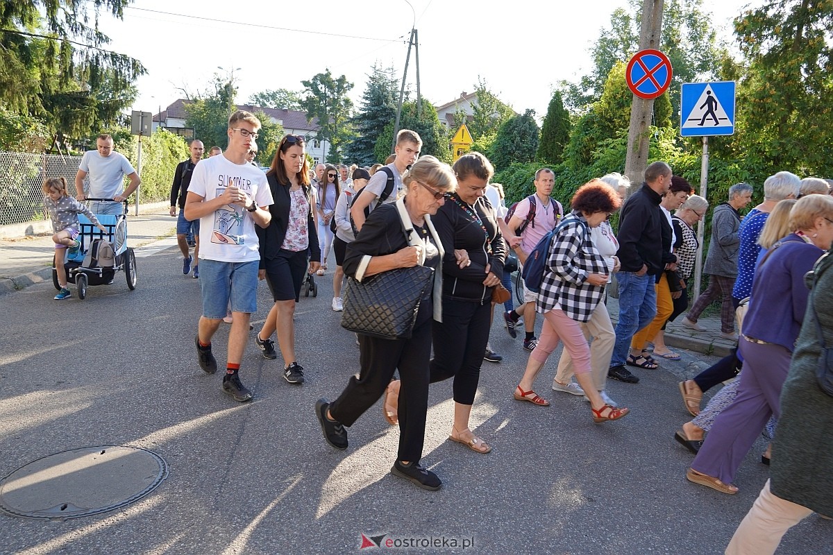 40. piesza pielgrzymka z Ostrołęki na Jasną Górę [01.08.2024] - zdjęcie #80 - eOstroleka.pl