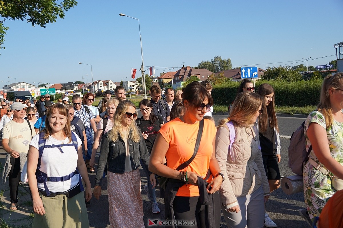 40. piesza pielgrzymka z Ostrołęki na Jasną Górę [01.08.2024] - zdjęcie #31 - eOstroleka.pl