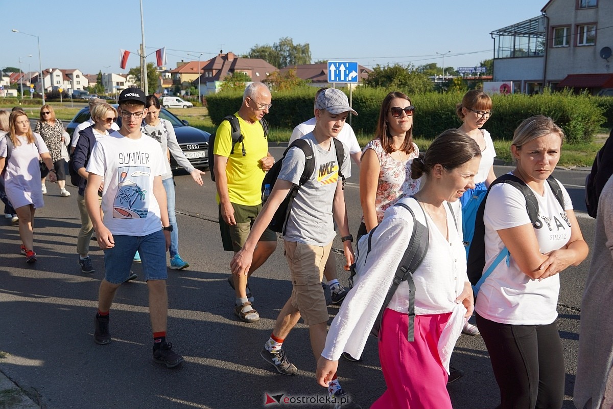 40. piesza pielgrzymka z Ostrołęki na Jasną Górę [01.08.2024] - zdjęcie #15 - eOstroleka.pl