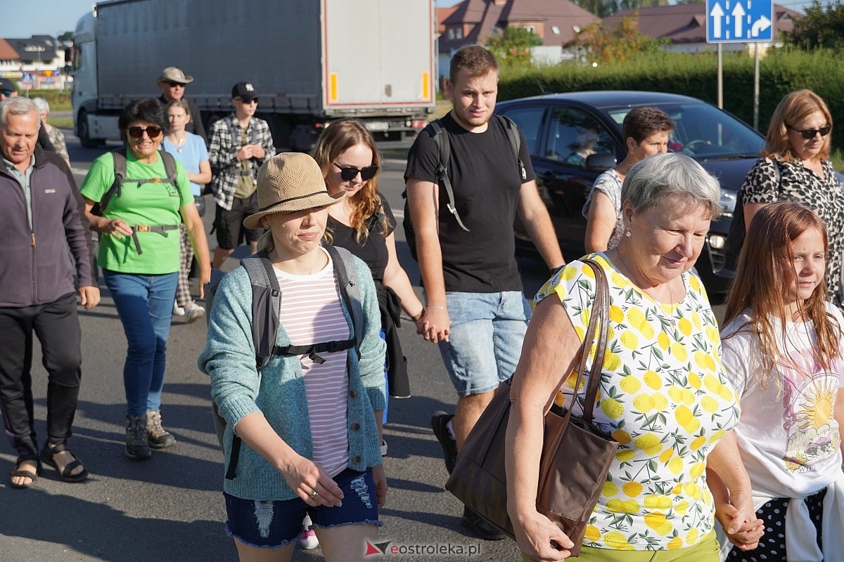 40. piesza pielgrzymka z Ostrołęki na Jasną Górę [01.08.2024] - zdjęcie #8 - eOstroleka.pl