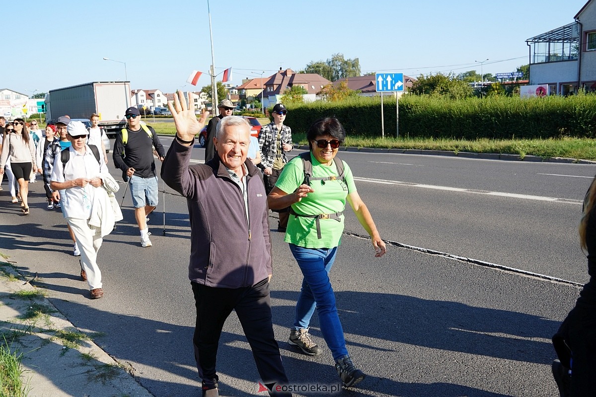 40. piesza pielgrzymka z Ostrołęki na Jasną Górę [01.08.2024] - zdjęcie #5 - eOstroleka.pl