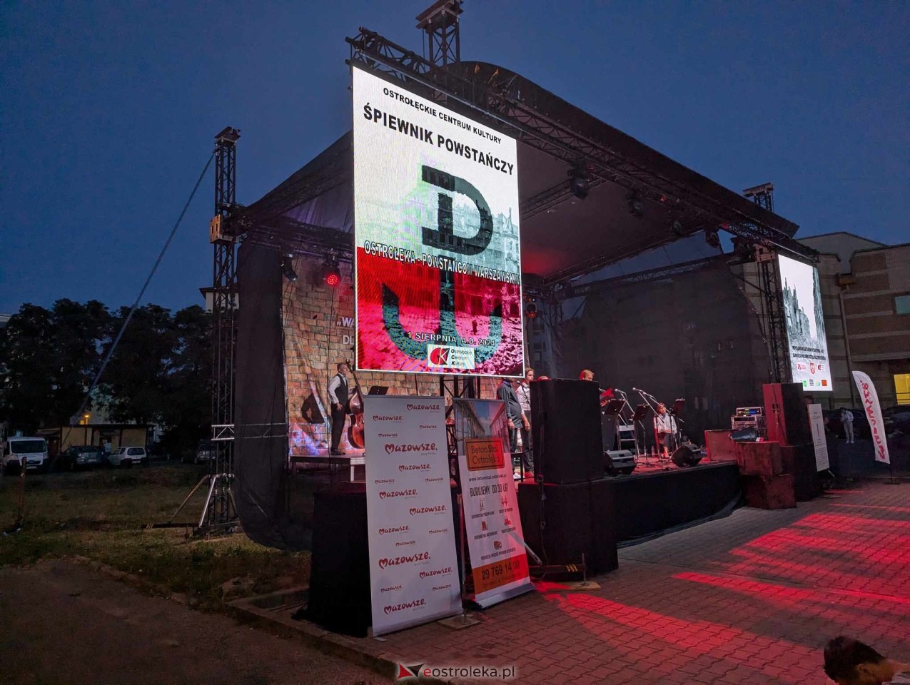Koncert pieśni powstańczych w Ostrołęce [01.08.2024] - zdjęcie #87 - eOstroleka.pl